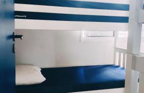 Apto com ar-cond e piscina a 100m mar praia da Enseada - Foto 22