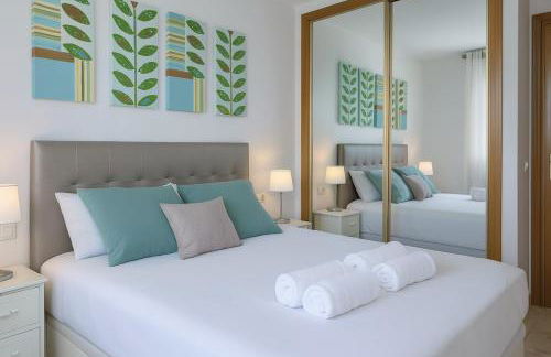 Apartamento con piscina de verano e invierno - Photo 9