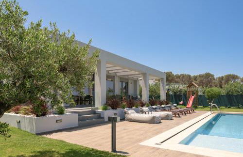 Agrielia Villas, featuring Heated Spa Whirlpool, By ThinkVilla - Photo 48