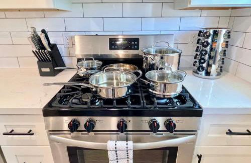 Downtown-King Bed-Top Floor-Parking-Wi-Fi - Foto 27