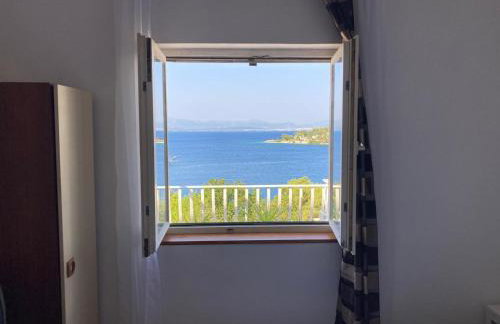 Rustic Rogac Apartment - Sea and Silence - Photo 5