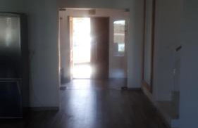 Dom nad jeziorem z linią brzegową - Foto 15