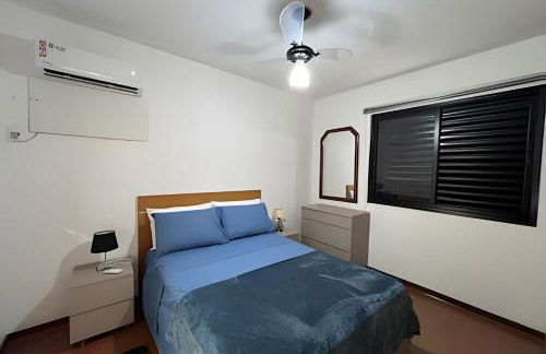 Apto espaçoso para até 8 hóspedes no Centro - Foto 14