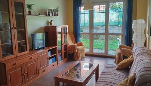 Familiar bajo con jardín en Gibaja - Foto 2