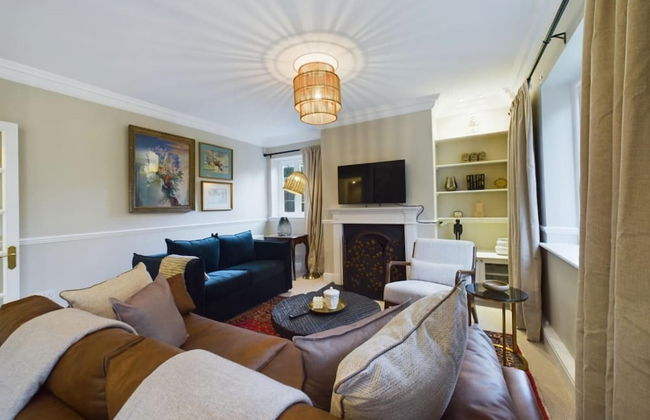 The Fosse Way Cottage - Breathtaking 5bdr Cottage With Parking Garden - Photo 8