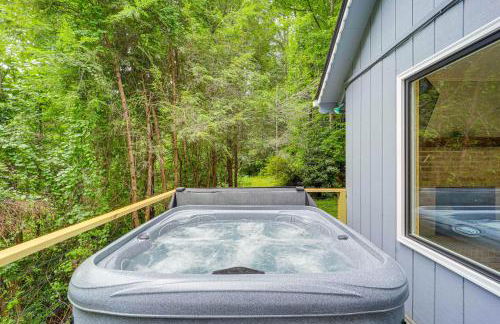 24-Acre Cottage with Hot Tub about 10 Mi to Blowing Rock - Foto 23