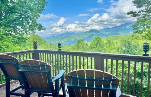 Family Chalet With Sauna, HotTub, Heavenly Views! Mins to Downtown! - Foto 2