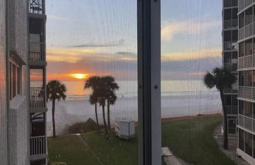 Beachfront Condo! Gulf View From All Rooms, Pool, Chairs Provided - Foto 30