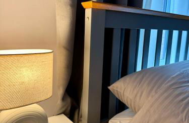 Brand new Flat 5 with Free Parking and fast WIFI - Foto 16