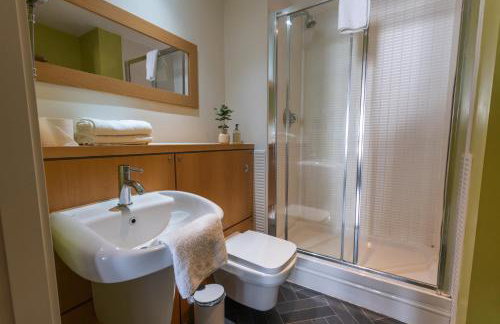 Britannia Apartments - Photo 45