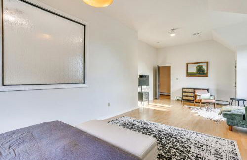 Secluded Kerhonkson Retreat with Deck and Views! - Foto 24