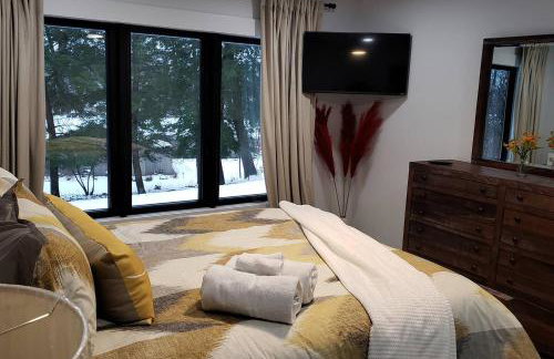 RiverEdge Haven Hot Tub, 5 Beds, Kayaks Near ND - Foto 34