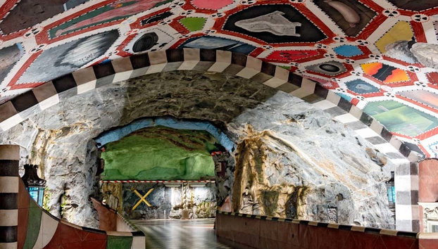 Free tour por el metro de Estocolmo - Photo 5, La estación Kungsträdgården está llena de historia