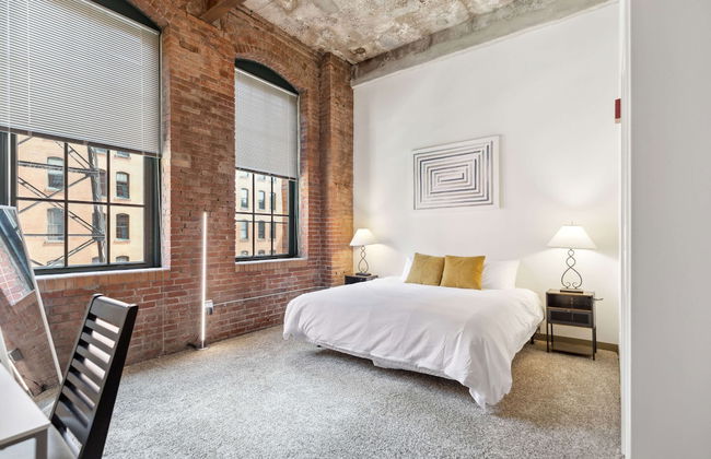 Historic Loft Retreat With Pool - Foto 2