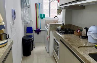 Apartamento vista mar, 2 quartos, garagem - COMPLETO - Foto 15