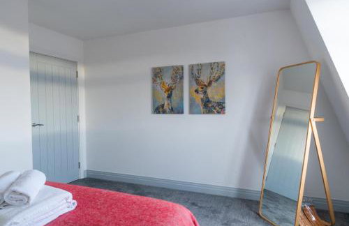 Newly Refurbished 2 bed with Fantastic View - Foto 29