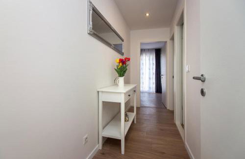 Bura2 , with private parking in the garage - Foto 16