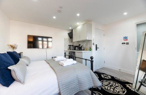 Charming studio near transport for central London - Pass the Keys - Photo 7