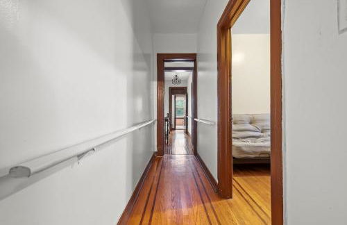 Massive NYC House with Pool Table - Foto 4