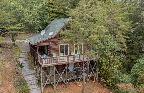 1 bedroom with a loft and hot tub cabin 45 minutes to Asheville - Foto 3