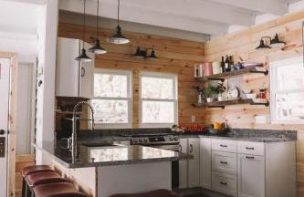 Beautiful Lake Champlain Lake Home with Private Beach - Foto 16