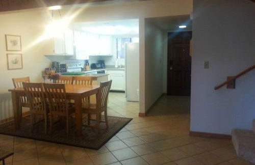 Cozy Flagstaff Home in Cool Pines - Country Club - Foto 4