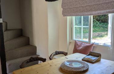 Period Thatched Cottage Towcester - Photo 8