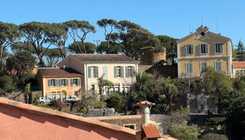 Studio le Nid, vue mer, village et collines avec terrasse - Foto 4