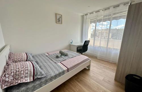 Appartement 3 chambres - Proche metro - Foto 2