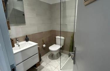 Centre Carcassonne apartment with private sunny terrace - Foto 15