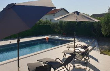 Gabriella House - Photo 22