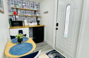 Our Lovely Nest, Free Parking & Wi-Fi - Foto 16