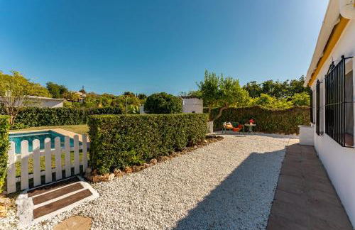 Villa con piscina cerca de la playa - Photo 16