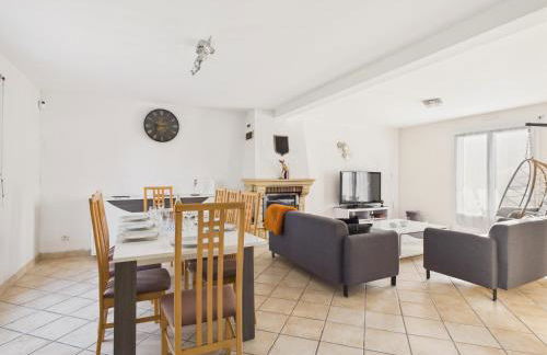 Maison familiale 8 personnes - Jardin et terrasse - Foto 9