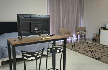 Flat 01 - Zona Sul Prox UMC, Shopping e Pátio Vinhedos - Foto 5