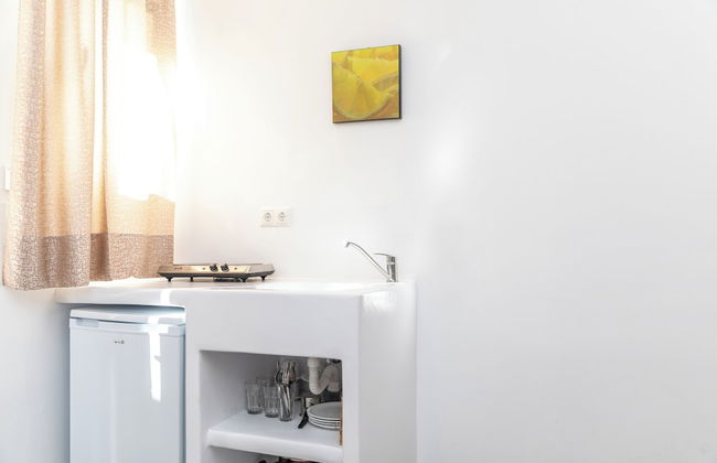 Depis Luxury Suites - Photo 41