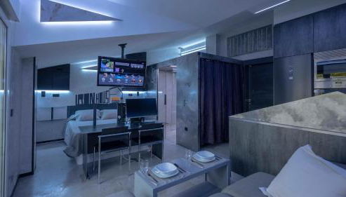 Iron House - Penthouse with Bathtub in Golden Mile & Roman Bridge - Foto 3
