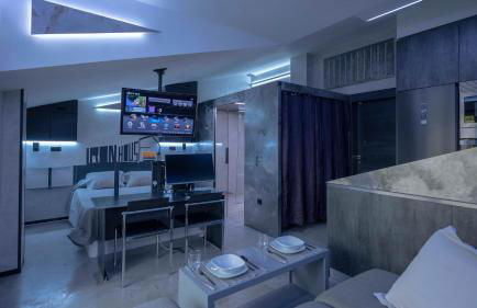 Iron House - Penthouse with Bathtub in Golden Mile & Roman Bridge - Foto 3
