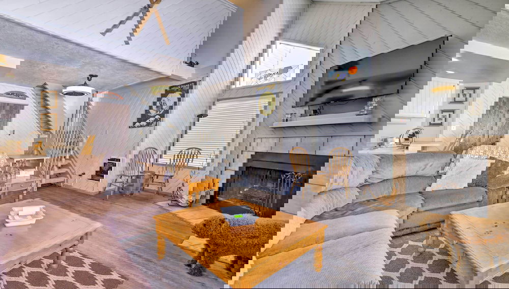 Brian Head Escape w/ Mtn View - Ski-in/out - Photo 1, Primary image