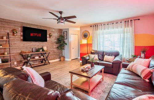 Private Pool • Pool Tbl • Games • Workspace • Pets - Foto 5