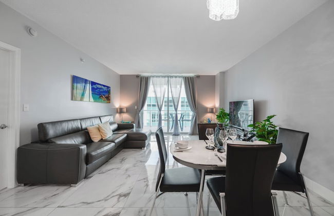 Modern Condos Available in Brickell - Photo 32