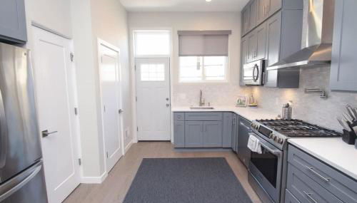 Sleek & Posh 4Bed-3 5Bath - RoofDeck - Sleeps 12 - Foto 4