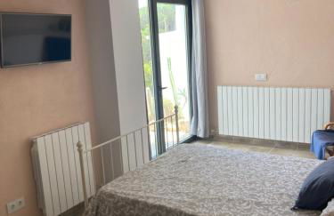 Casa con vista y jardín, a 20' de la playa - Foto 6