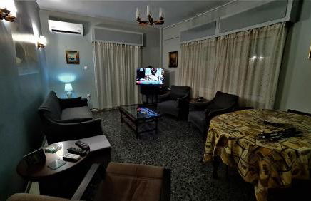 Zefyros Super Cool Apartments next to Alimos Riviera - Foto 7