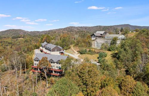 Hibernation Station - MTN Views near Asheville! - Foto 53