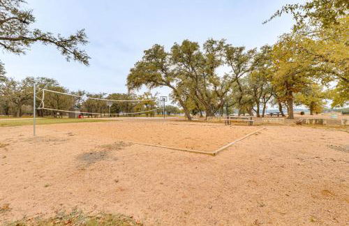 Modern Point Venture Vacation Rental with Deck! - Foto 33