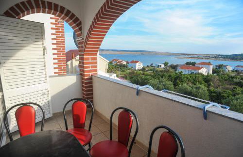 Apartments with swimming pool Caska, Pag - 3085 - Photo 21