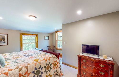 Hike, Fish, Ski! Coos Canyon Lodge in Maine - Foto 10