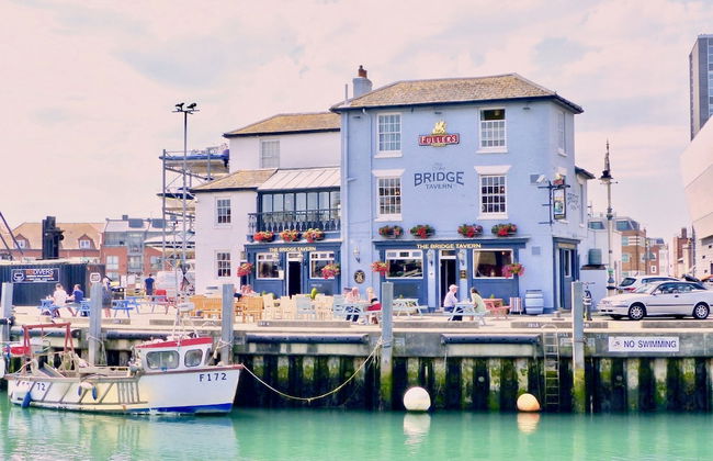 St Georges Balcony Suite - Photo 18