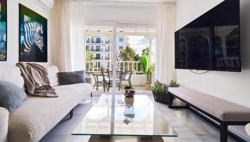 MARBELLA BANUS SUITES - Banus, modern, bright and balcony - Foto 3